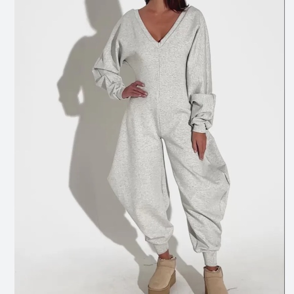 AKIRA Comfy Cozy Sweatshirt Jumpsuit in Light Gray - Picture 1 of 7